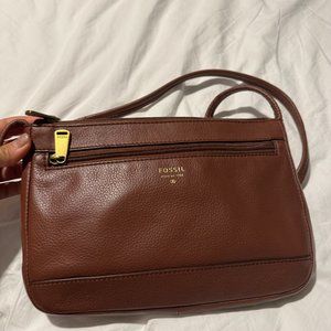 Classic brown leather shoulder purse